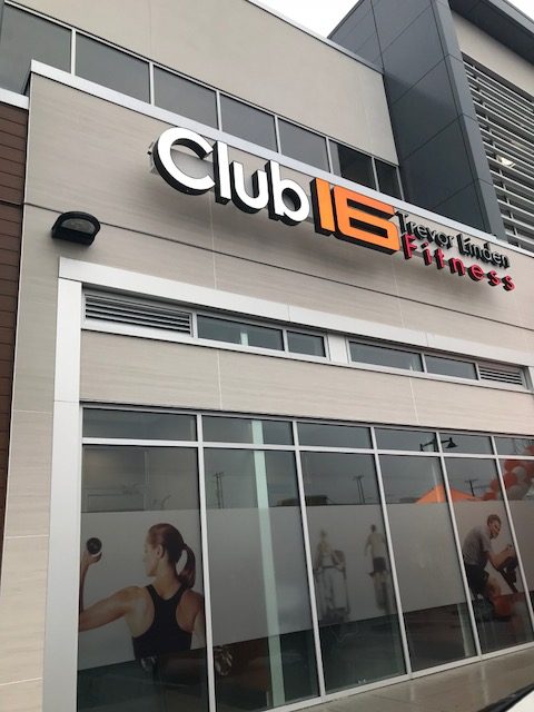 Club 16 Trevor Linden Fitness in South Surrey Grand Opening