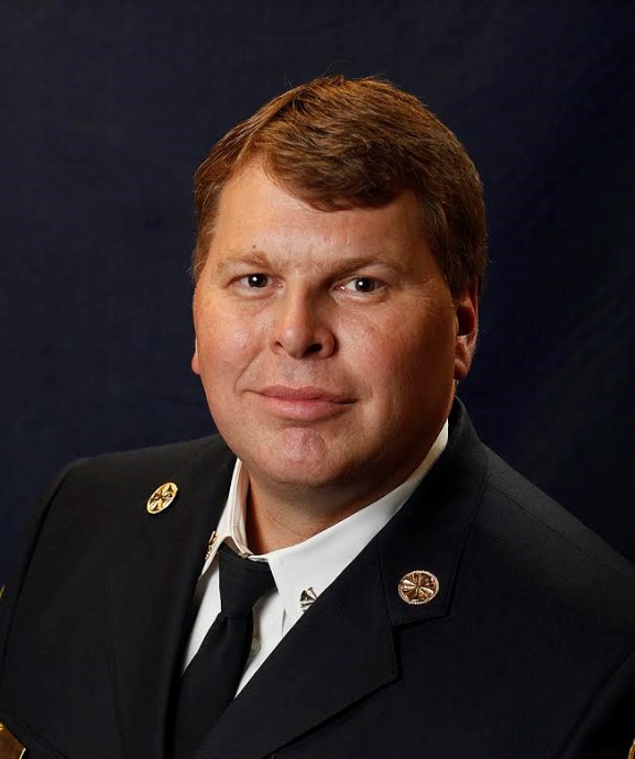 Larry Thomas named new Surrey fire chief
