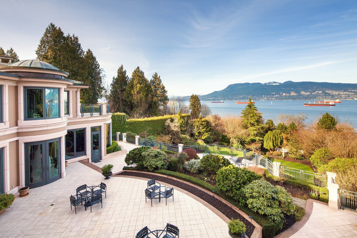REAL ESTATE RECORD BROKEN IN VANCOUVER WITH $42 MILLION SALE