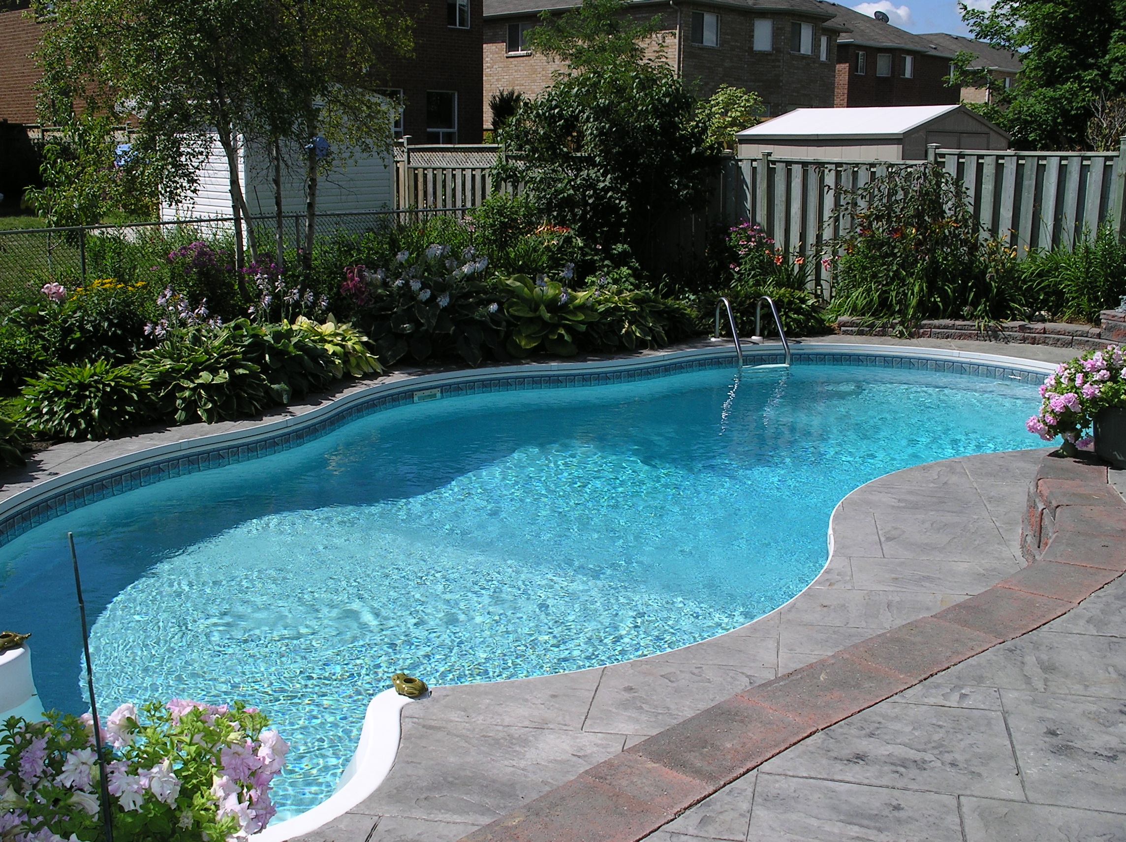 You Can Now RENT Backyard Pools Airbnb-Style Around Vancouver