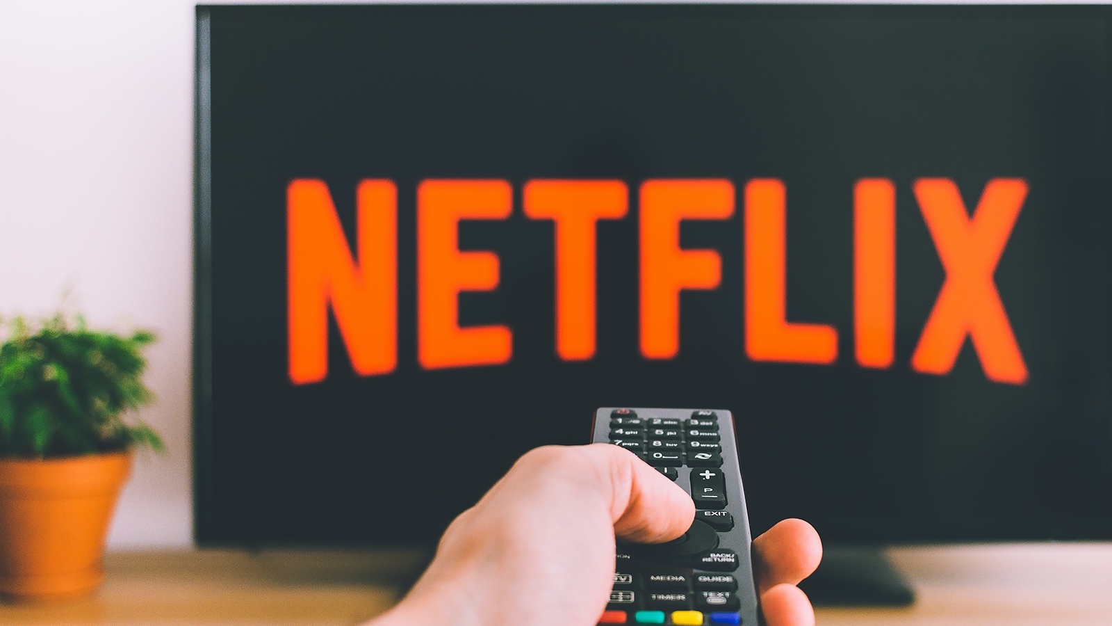 Netflix Canada Is Raising It’s Prices.. AGAIN