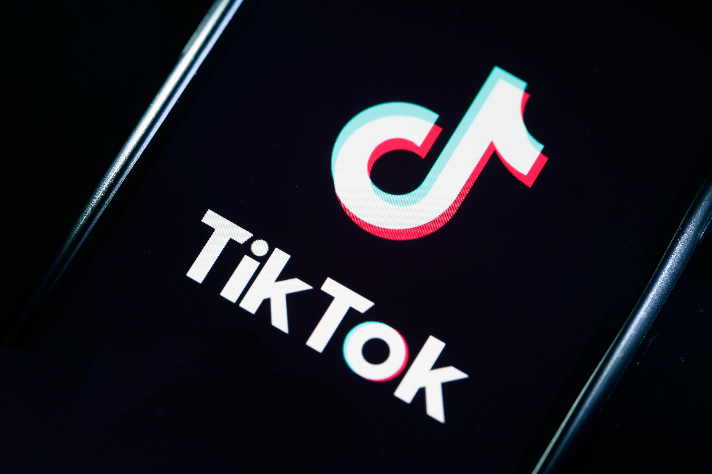TikTok Announces Videos Can Now Be Up to TEN Minutes Long!
